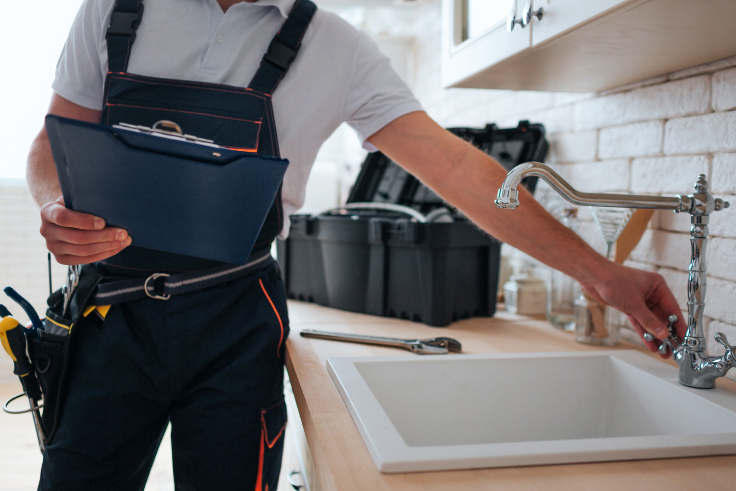 5 Warning Signs Your Garbage Disposal Needs Immediate Attention